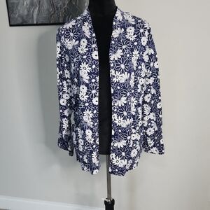 Barco Uniforms Floral Print Scrub Top – Size L